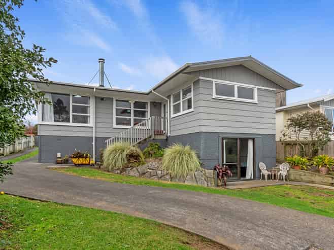 21 Manapouri Street, Tikipunga