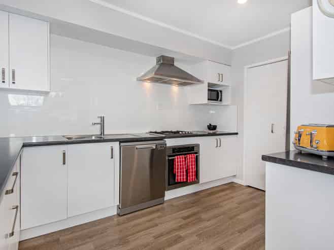 21 Manapouri Street, Tikipunga