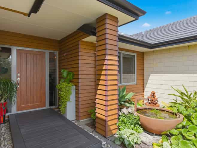 8 Otupoa Way, Paraparaumu