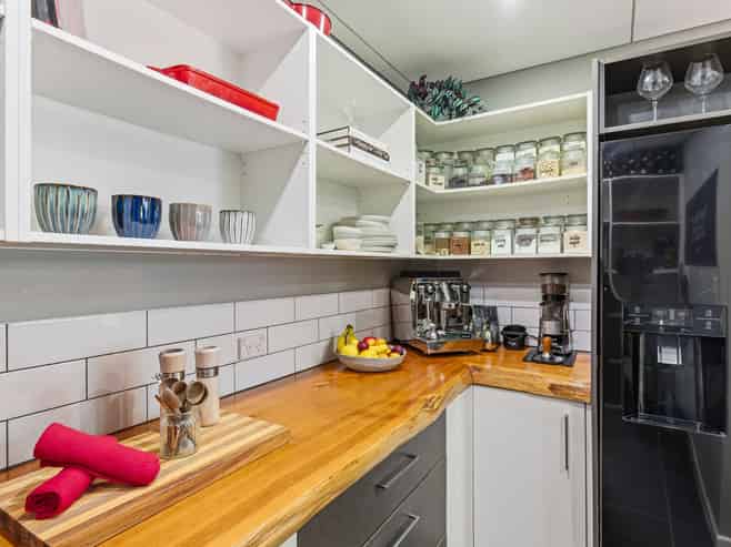 8 Otupoa Way, Paraparaumu