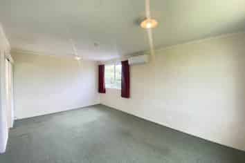 6/22C West Coast Road, Glen Eden