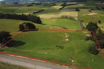 381 Old Port Road, Warepa