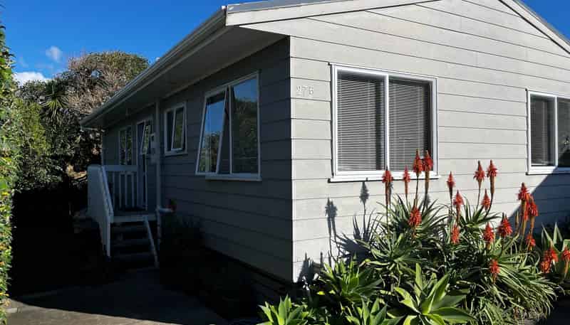 27b Langton Road, Stanmore Bay