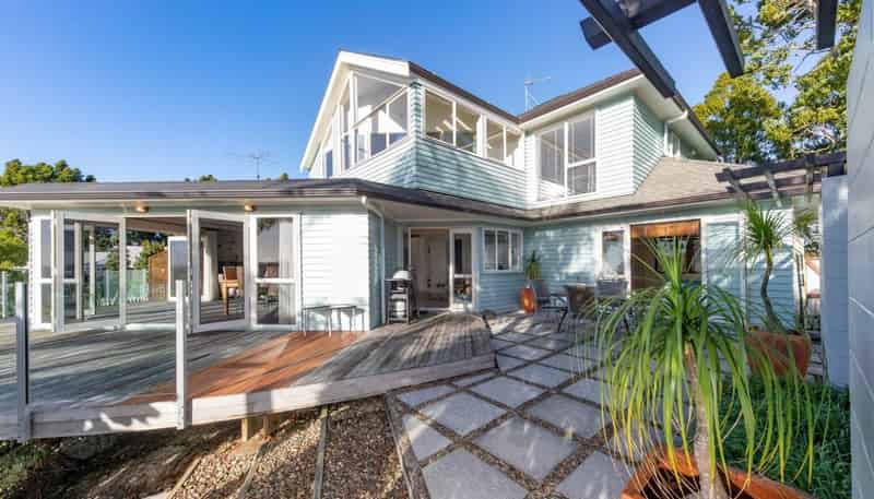 30 Arama Avenue, Titirangi