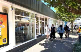 Boutique Retail On Barton