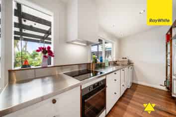 27 Tahi Terrace, Glen Eden