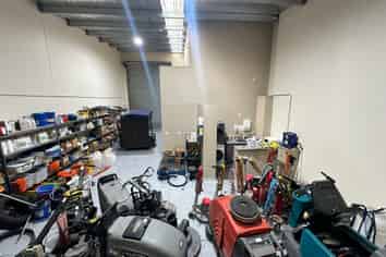 Versatile 134m² Warehouse & Office Unit