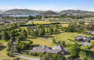 4 Heritage Park Lane, Wanaka