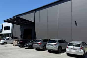 Absolute A-Grade Warehouse 