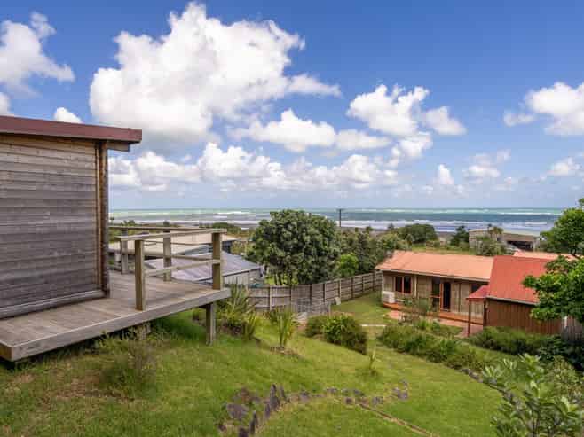 141 Riria Kereopa Memorial Drive, Raglan