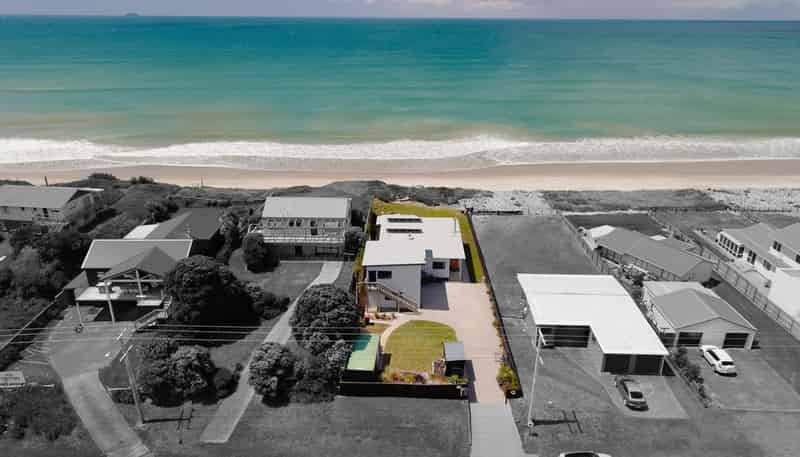 103 Pukehina Parade, Pukehina