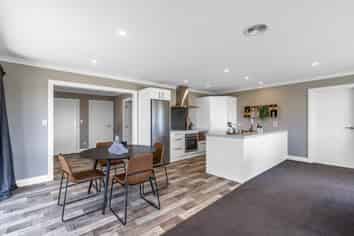 193 Orepuki Riverton Highway, Riverton