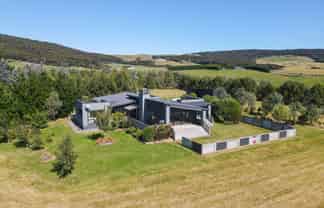 193 Orepuki Riverton Highway, Riverton