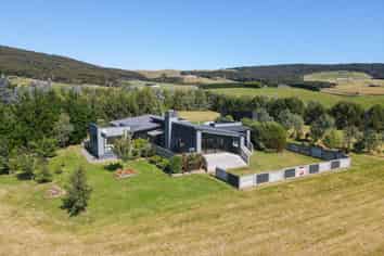 193 Orepuki Riverton Highway, Riverton