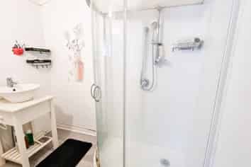 Best Of Both Worlds!