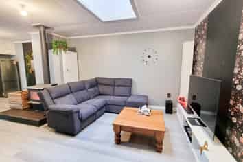 Best Of Both Worlds!