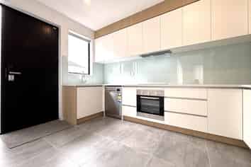 8A Peace Avenue, Mount Wellington