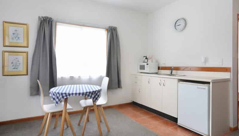 305/307 Fitzherbert Avenue, West End