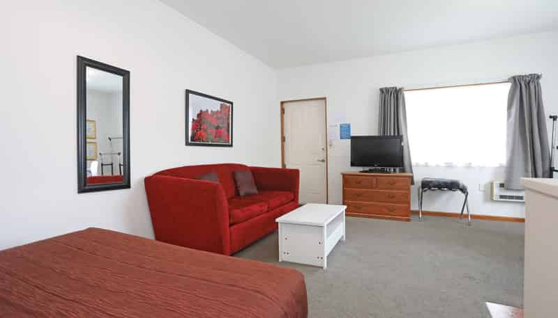 305/307 Fitzherbert Avenue, West End