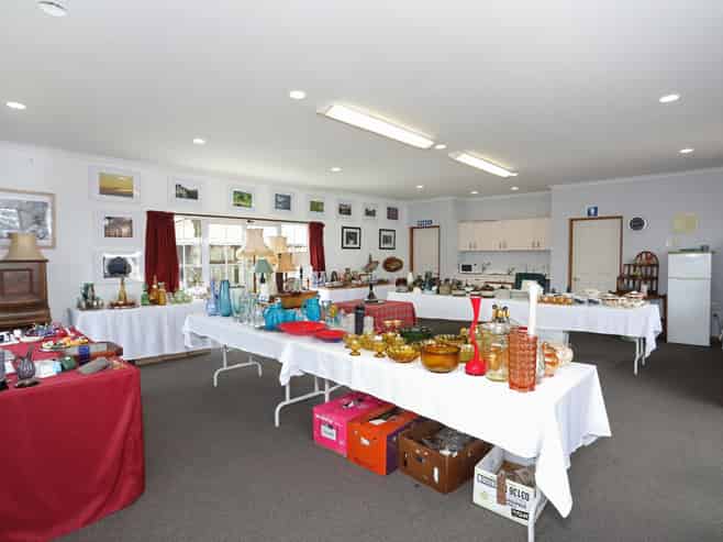 Freehold property known as ‘Esplanade Motel"