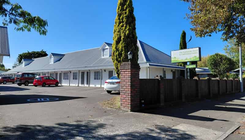 305/307 Fitzherbert Avenue, West End