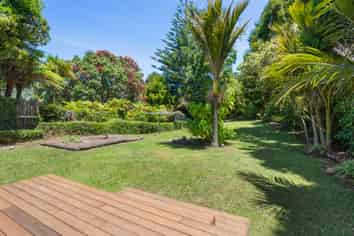 1270 Huia Road, Huia