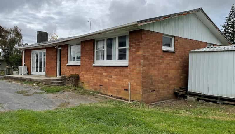 40 Clayton Avenue, Otara