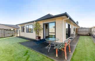 7 Ashmore Park Road, Carterton