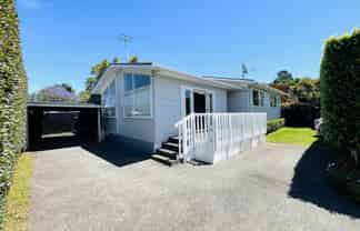 17A Jason Avenue, Sandringham