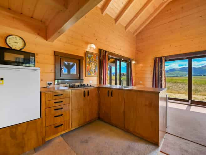 38 Scrubby Gully Road, Springvale