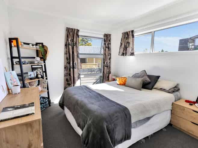 A/10 Bay Grove , Pukehangi