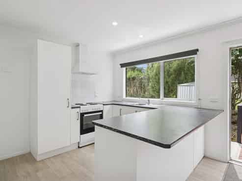 A/10 Bay Grove , Pukehangi