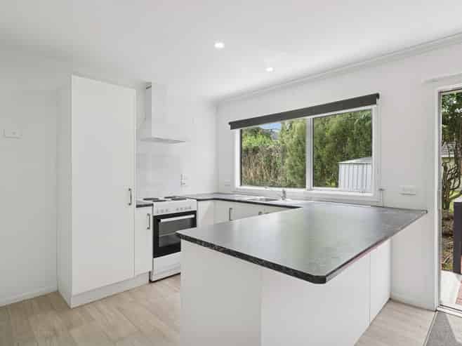 A/10 Bay Grove , Pukehangi