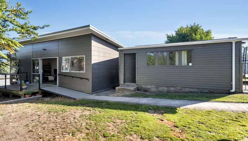 A/10 Bay Grove , Pukehangi