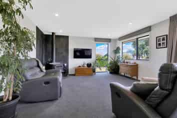 33 Seadown Crescent, Amberley