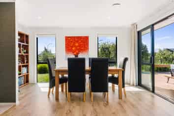 88 Berryfield Drive, Richmond