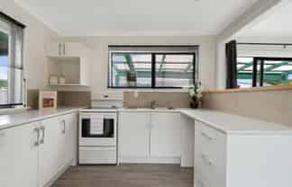 13 Victory road, Fairy Springs