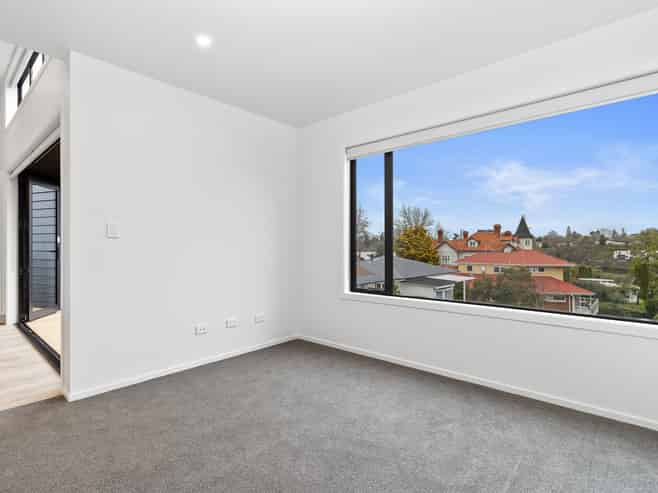 4/7 Wellington Street, Hamilton East