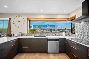 57 Queenspark Drive, Parklands