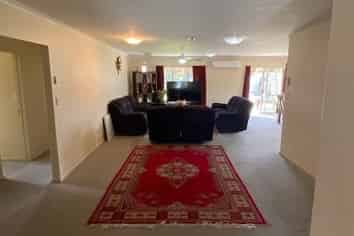 44 Merlot Drive, Pyes Pa