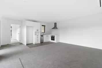 1/2 Searancke Place, Fairfield