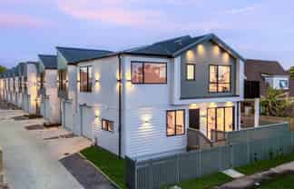 2/71 Wintere Road, Papatoetoe