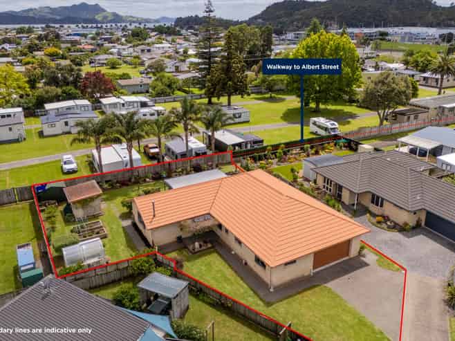 19 Cobham Lane, Whitianga