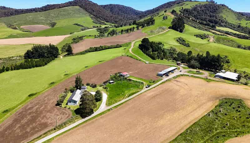 124 Niagara Waikawa Road, Tokanui