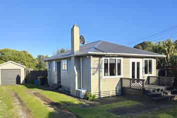 39 Paritutu Road, Spotswood