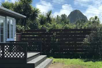 39 Paritutu Road, Spotswood