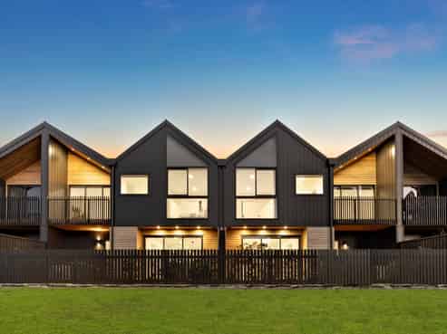 7/51 Taipari Road, Te Atatu Peninsula