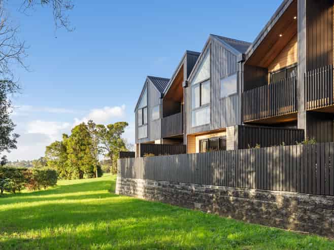 7/51 Taipari Road, Te Atatu Peninsula