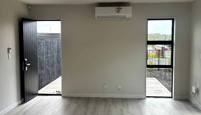 1/16 Clara Road, Silverdale