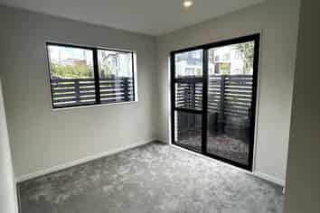 1/16 Clara Road, Silverdale